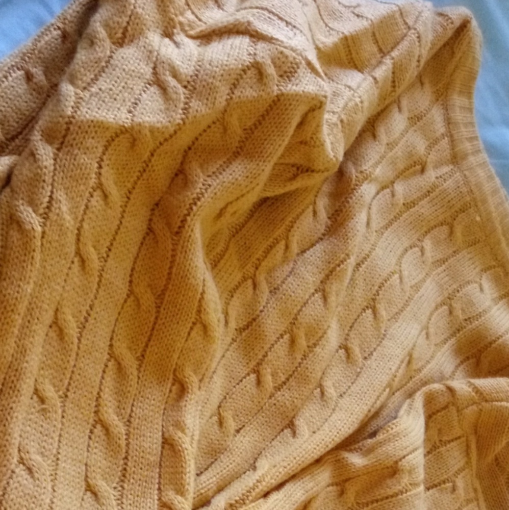 Sweater - Picture 3 of 3